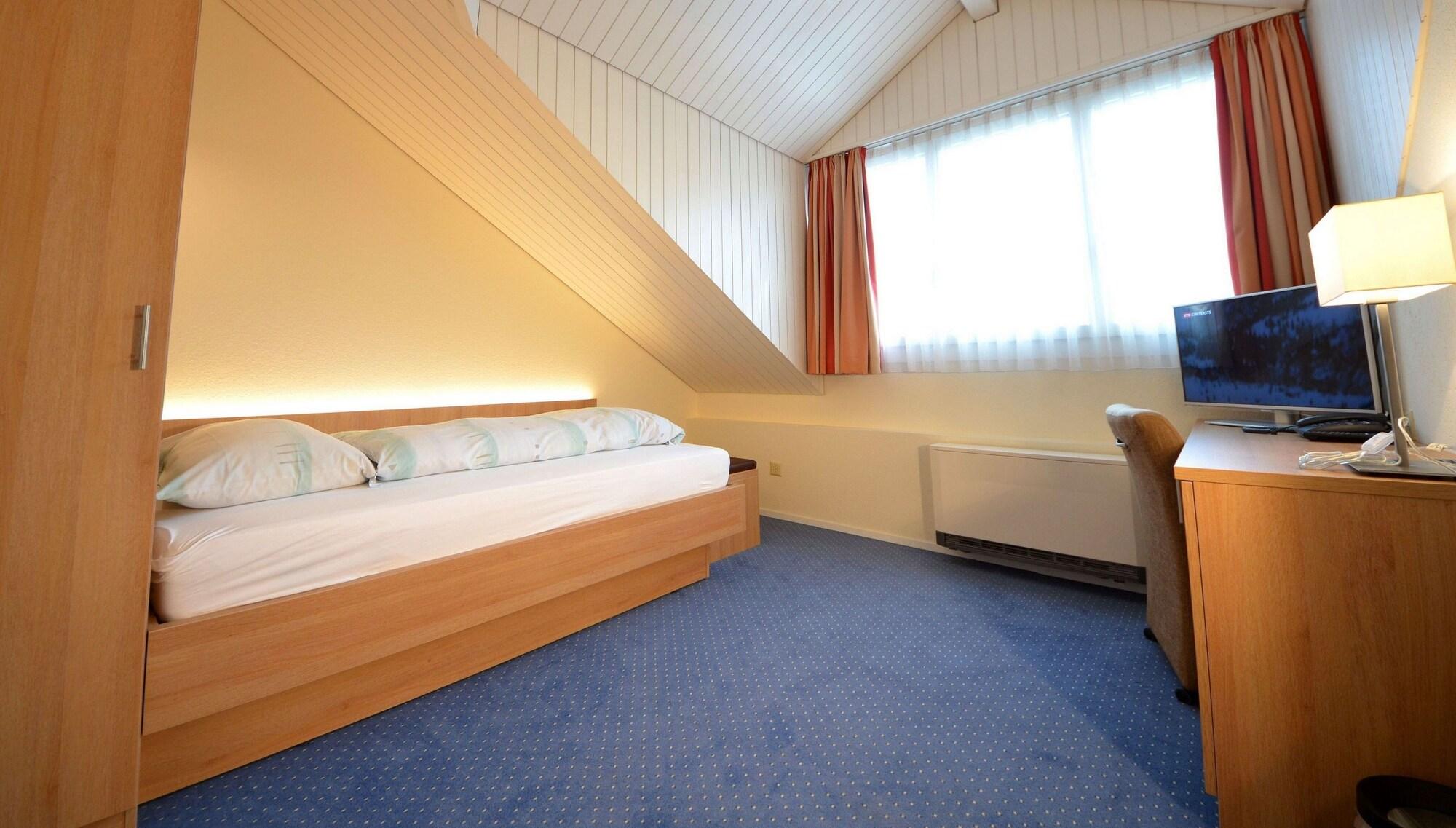 Felmis Hotel